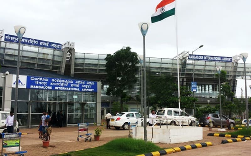 Mangalore International Airport (IXE) Curbside Entrance and Pick-up Area